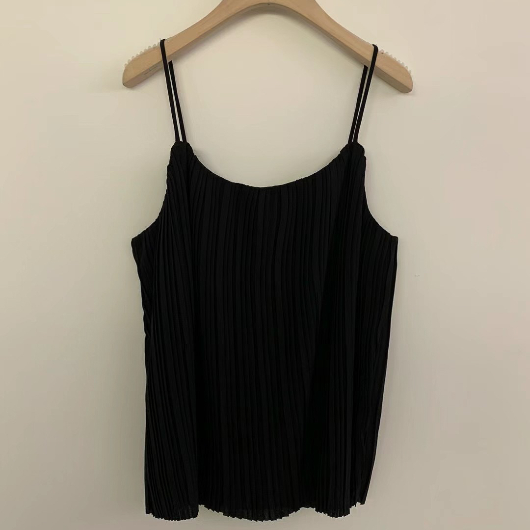 細褶渡假細肩背心(黑)