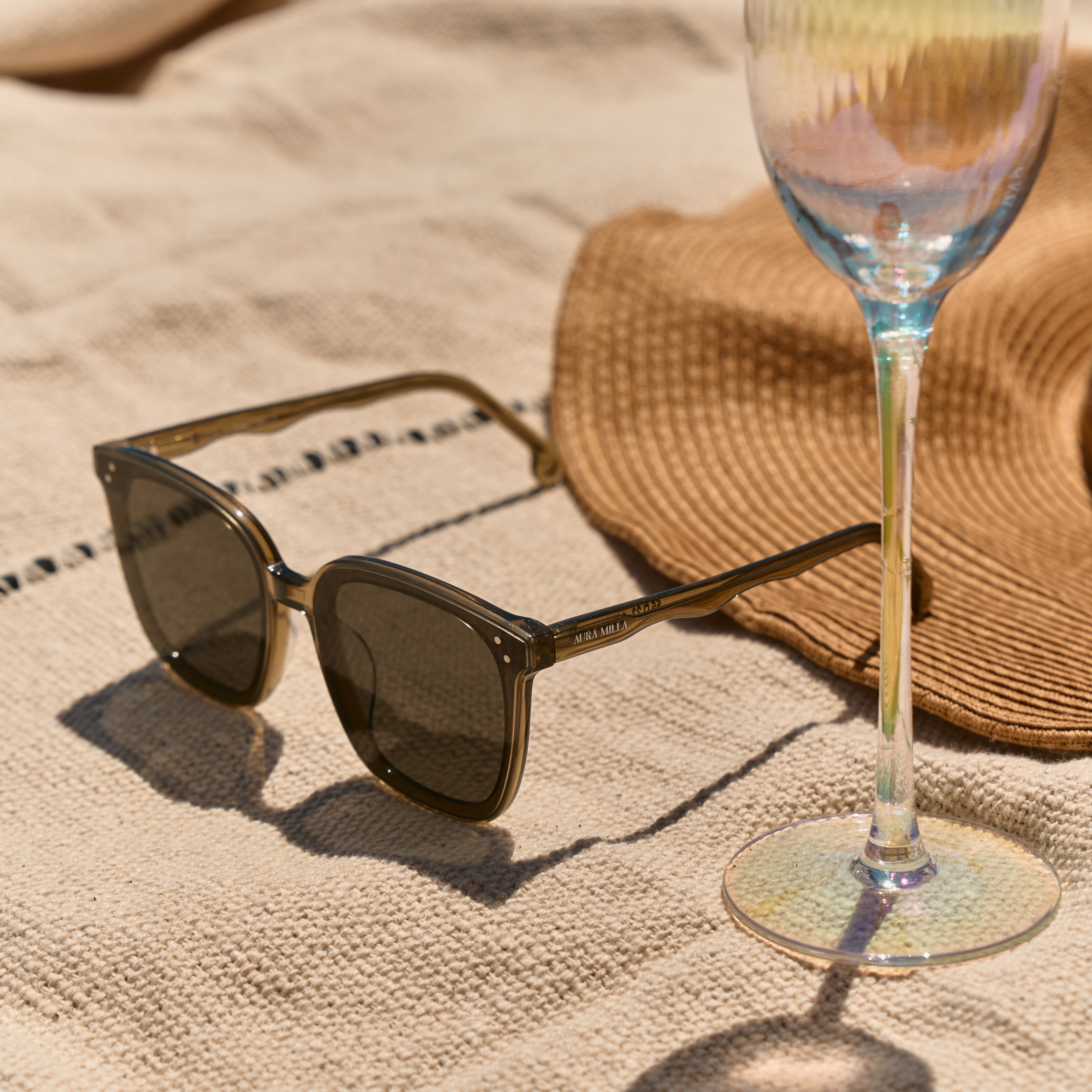 Aura Milla Ｘ KlassiC. 2023聯名墨鏡