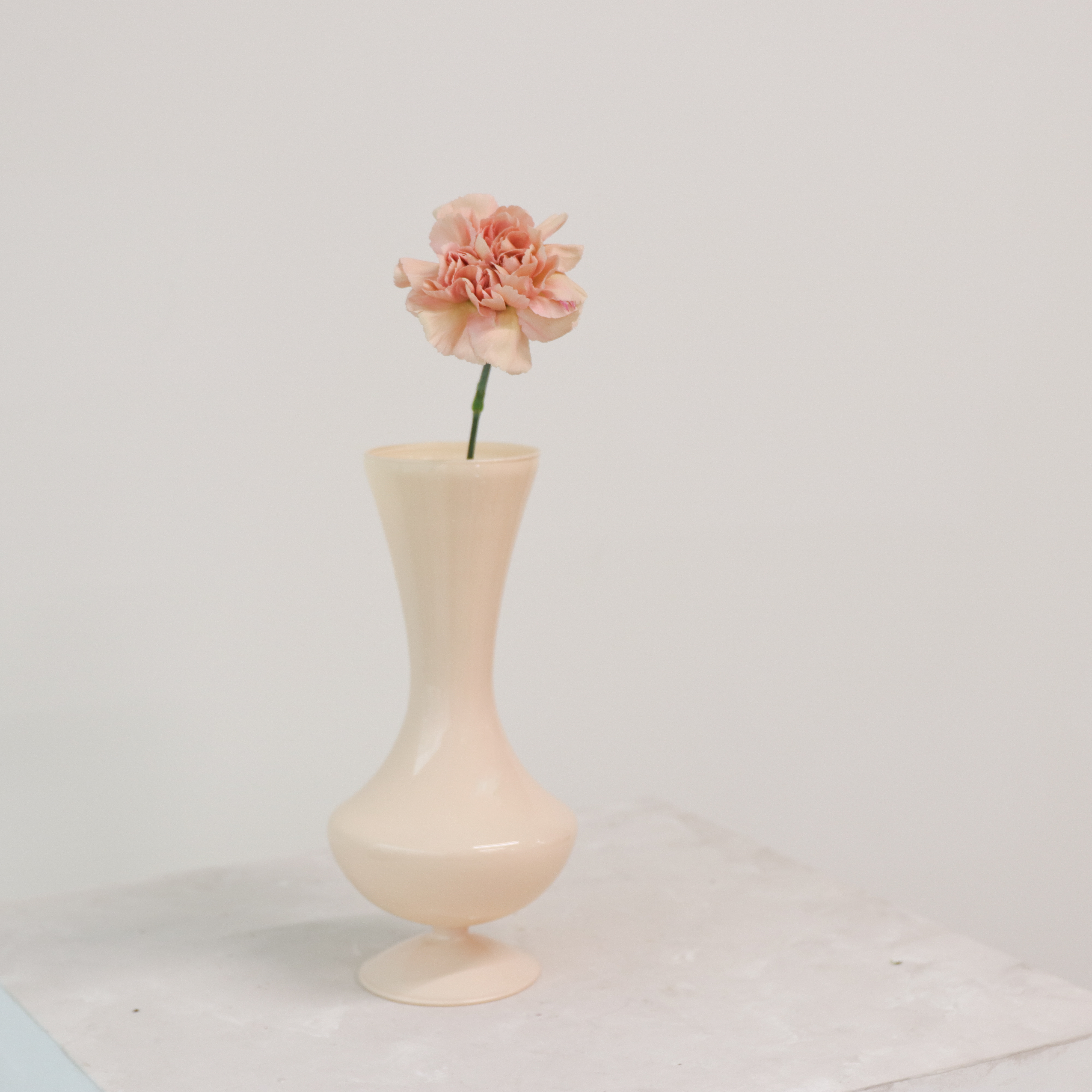 RUNI Select - 莫蘭迪奶油花瓶