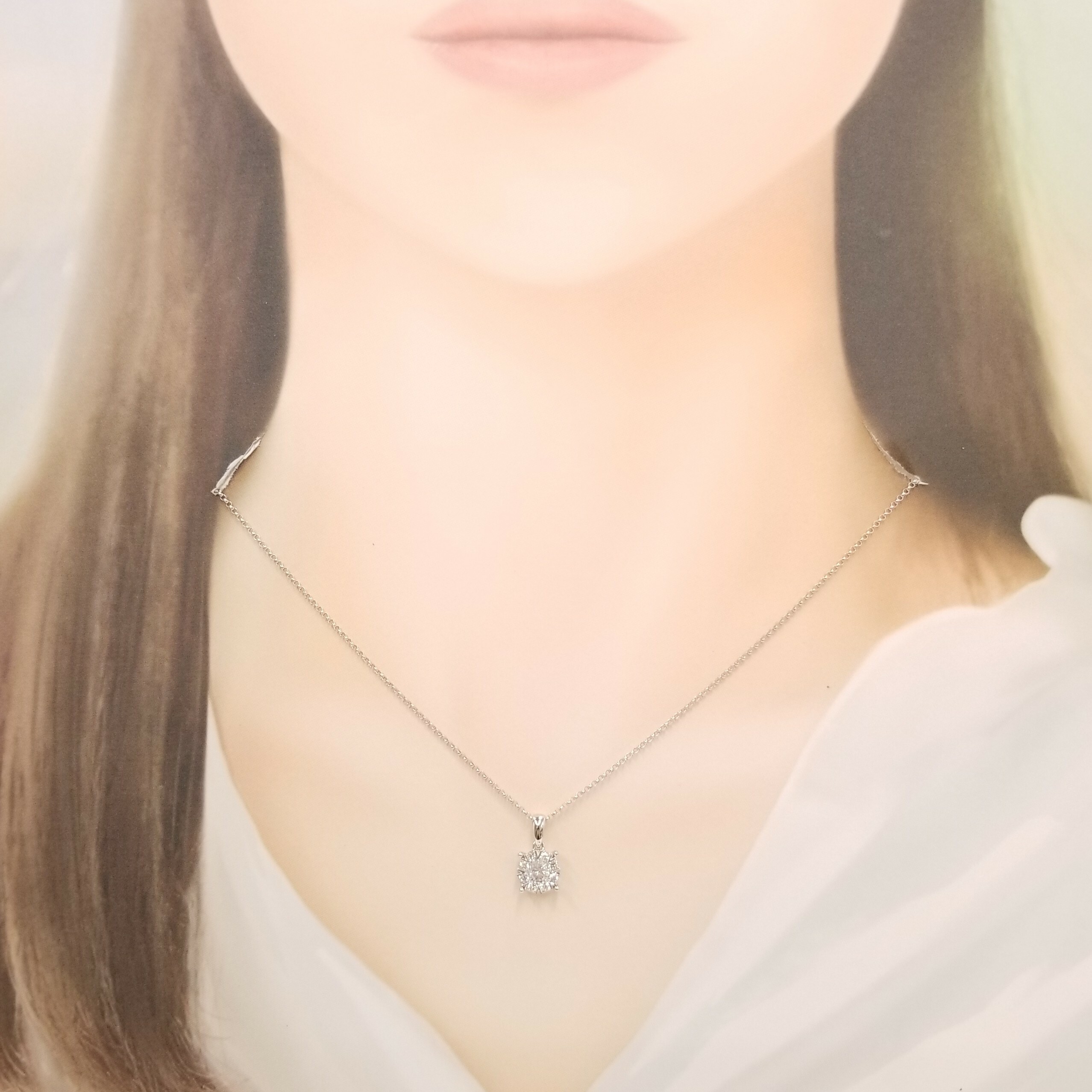 18K White Gold 0.38ct Diamond Pendant