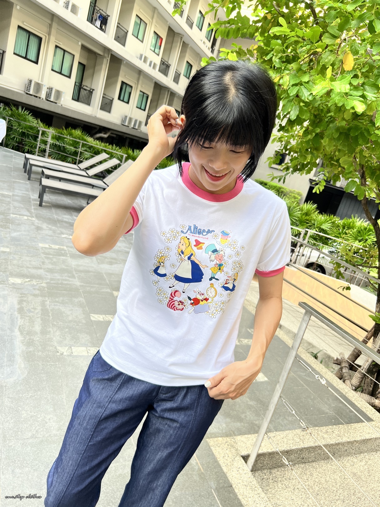 泰國俏皮配色領ALICE上衣 (白)