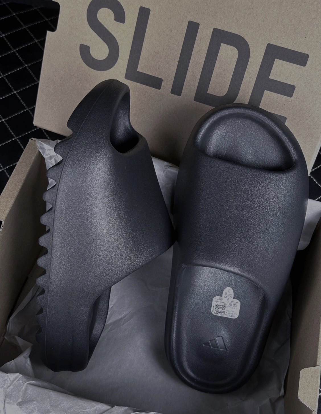 adidas Yeezy Slide 黑