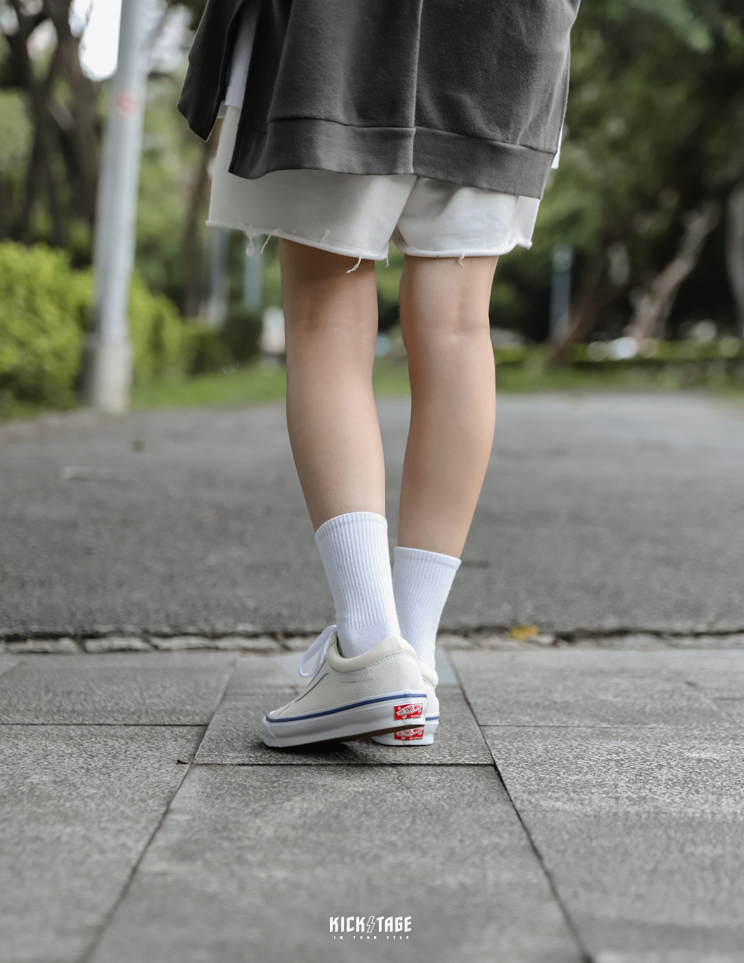 <特價商品，不退換>VANS OG OLD SKOOL VAULT 米白色 經典款 基本款 板鞋【VN0A4P3X638】