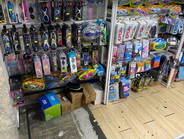 觀塘水上及游泳用品專門店