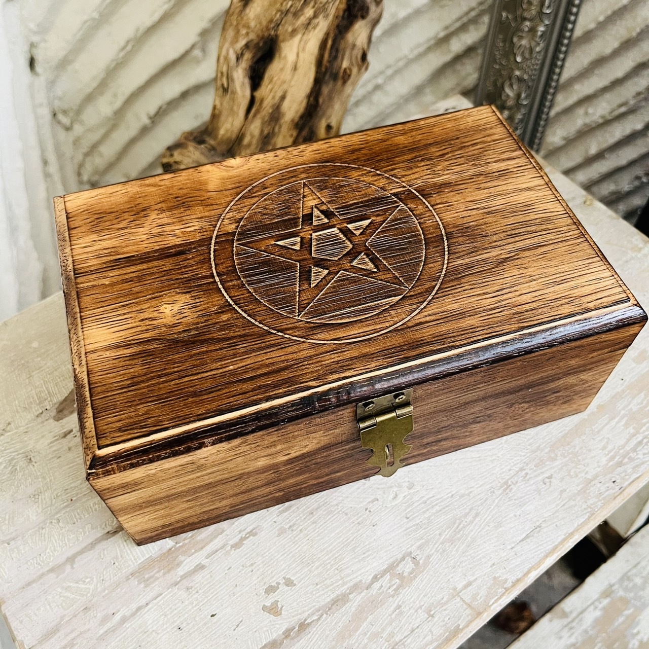 [原石] 五芒星原木水晶收納盒 附銅鎖