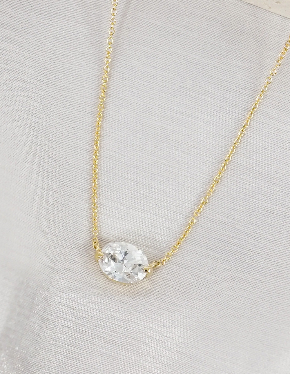 925 純銀橫向橢圓鋯石項鍊