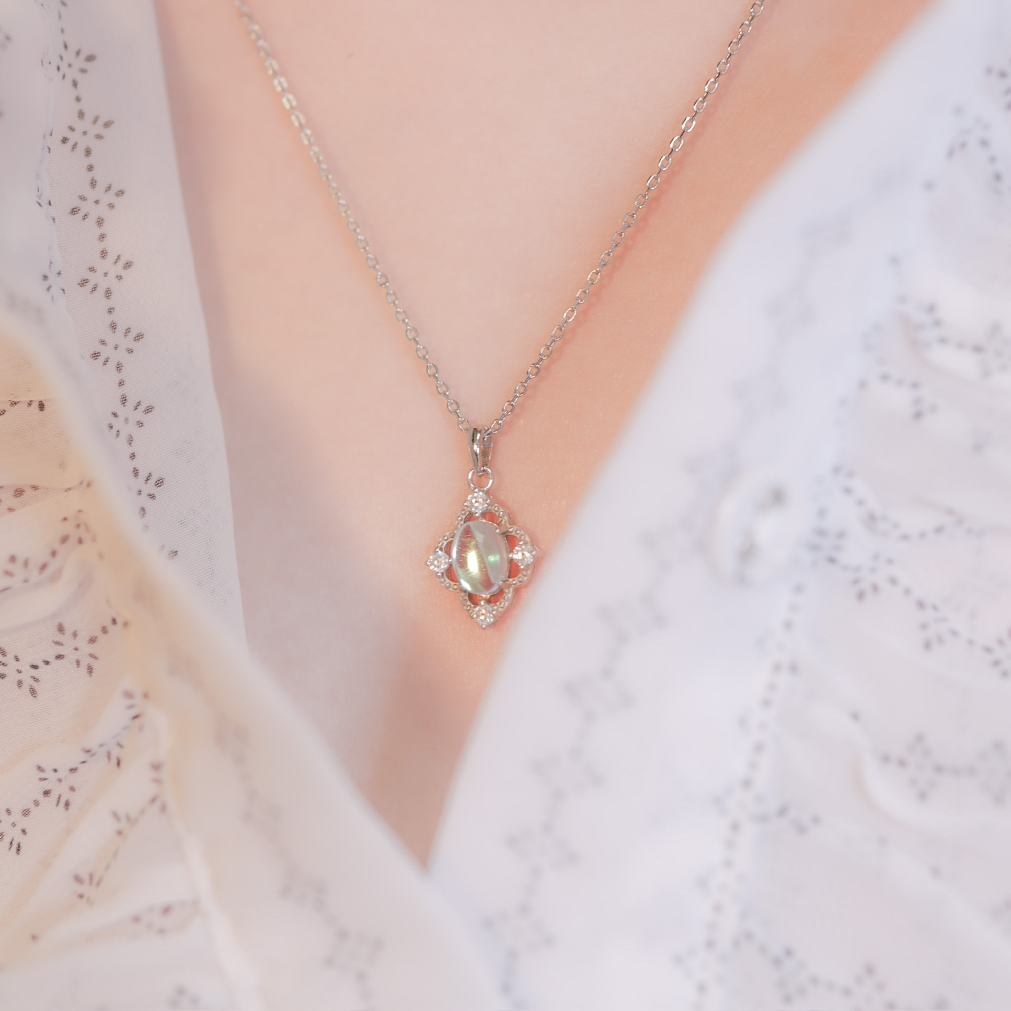 | 925 Silver・White Gold | Puzzle Of Moonlight Necklace | NE0735 |