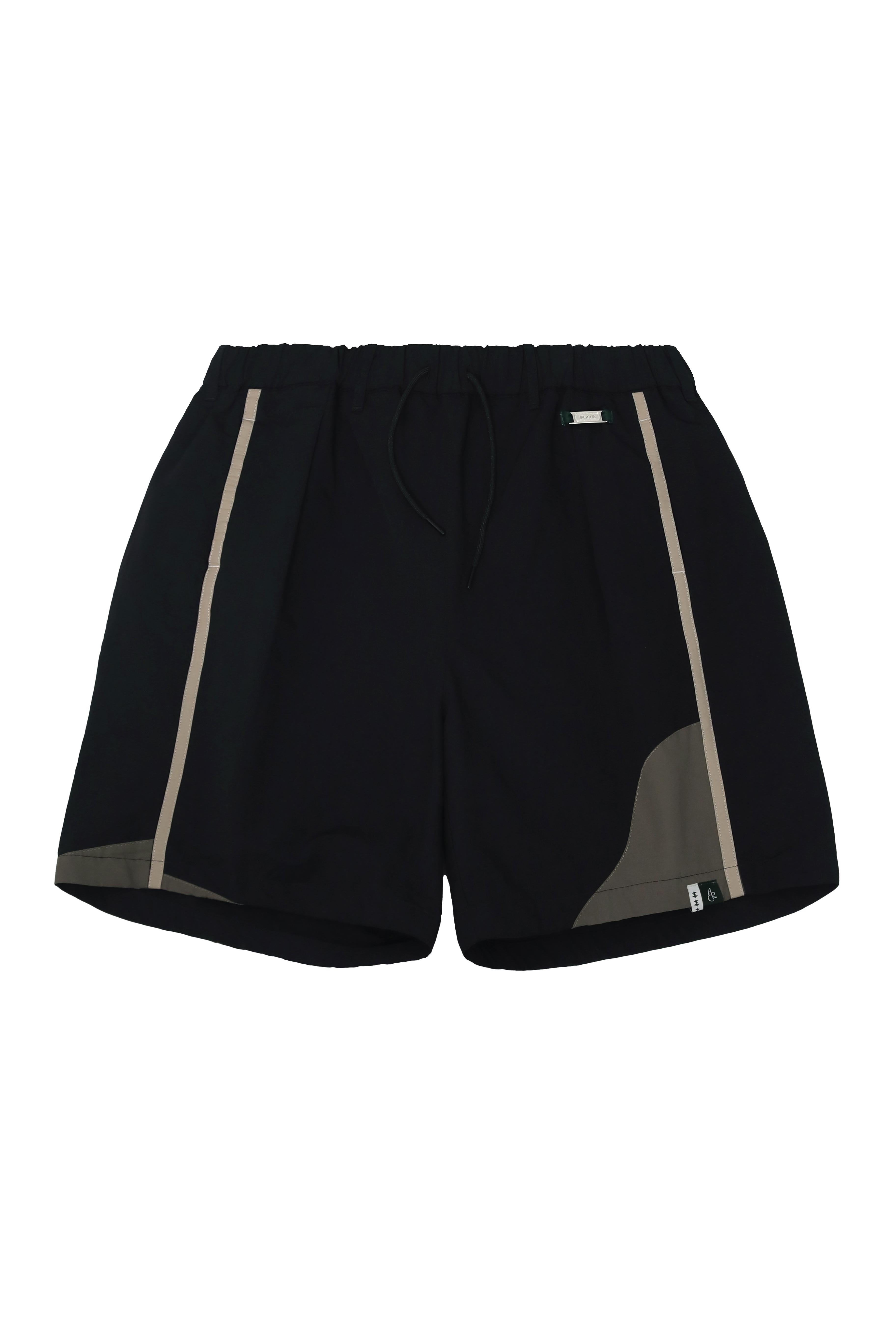 CASUAL SHORTS - MATCHA