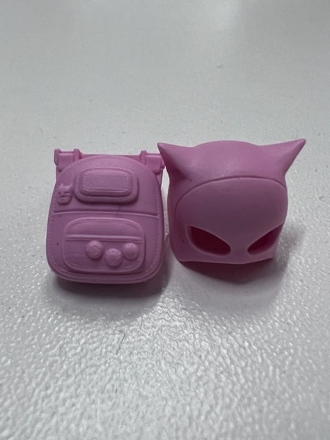 【Golden Minifigs】貓女 配件 (頭盔+背包)