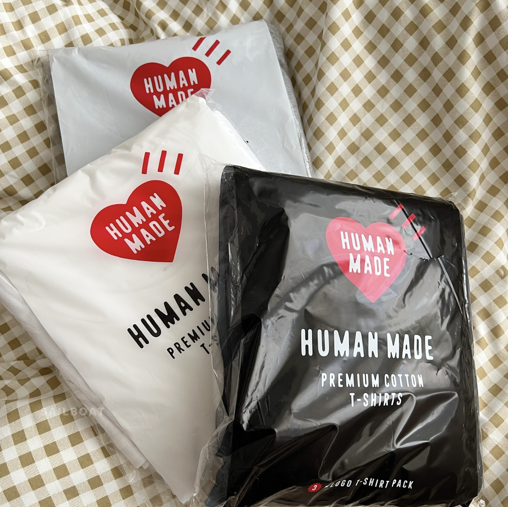 #預購 🇯🇵日本 HUMAN MADE T-SHIRT 衣角小愛心 三件組 短袖上衣
