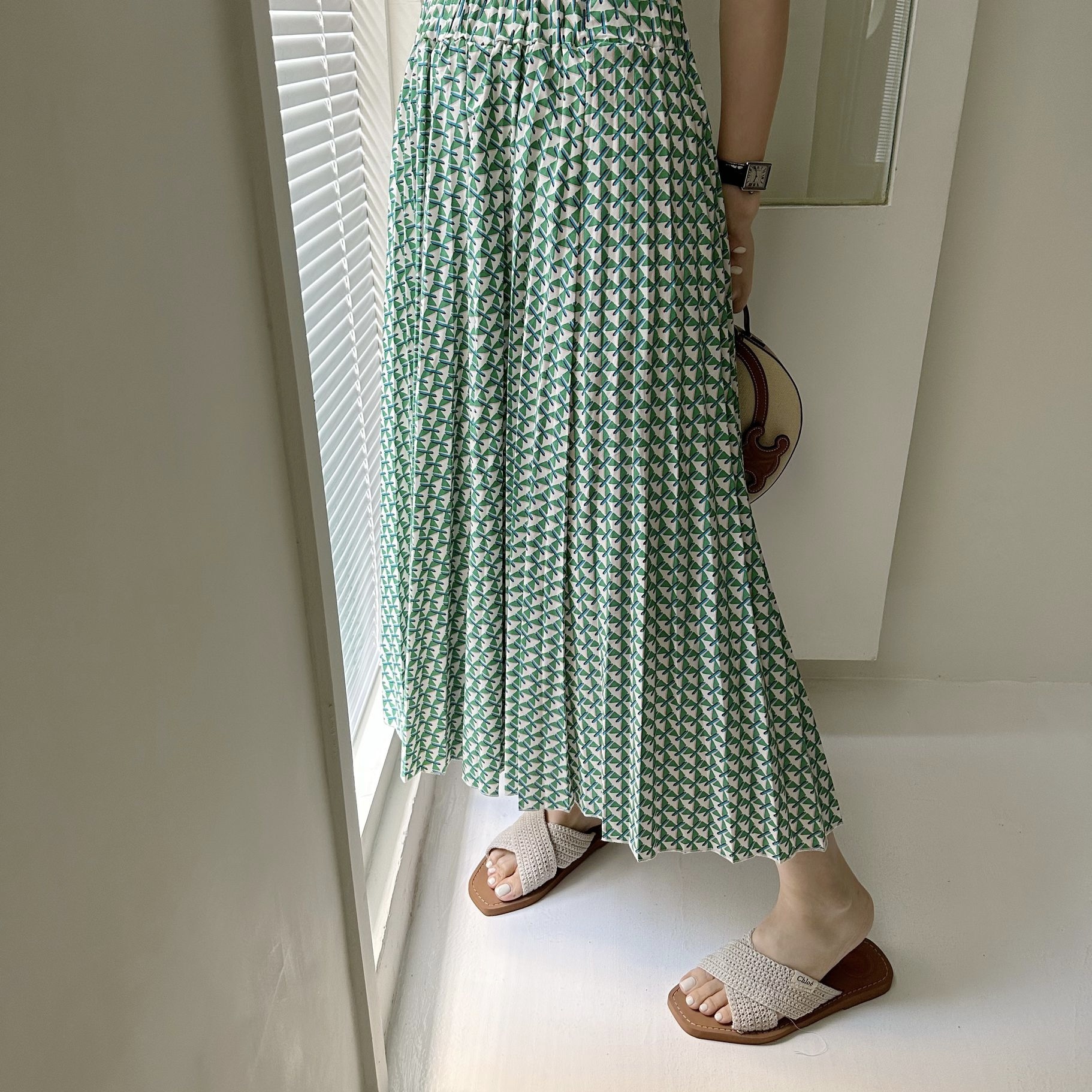 【BONNIE】輕百摺幾何圖案半裙