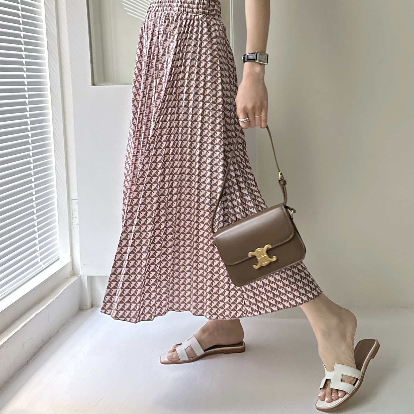 【BONNIE】輕百摺幾何圖案半裙