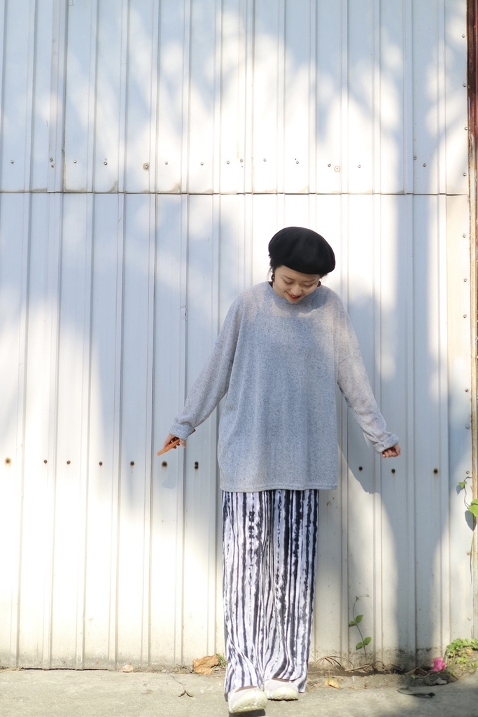 [4色入 ] 必入手薄身Oversize Top ( Grey)