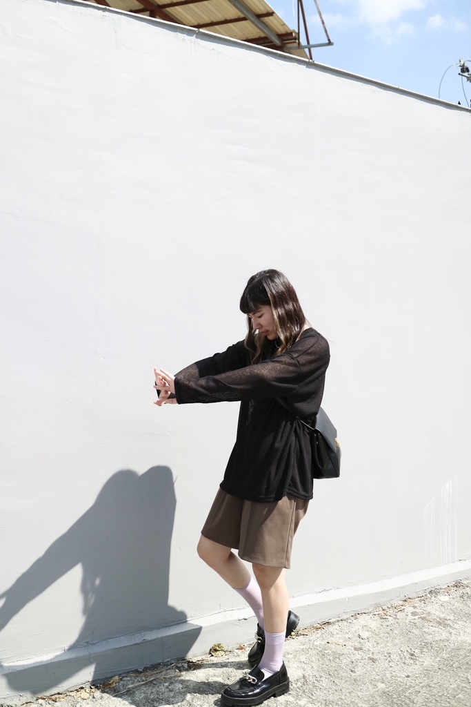 [4色入 ] 必入手薄身Oversize Top ( Black)