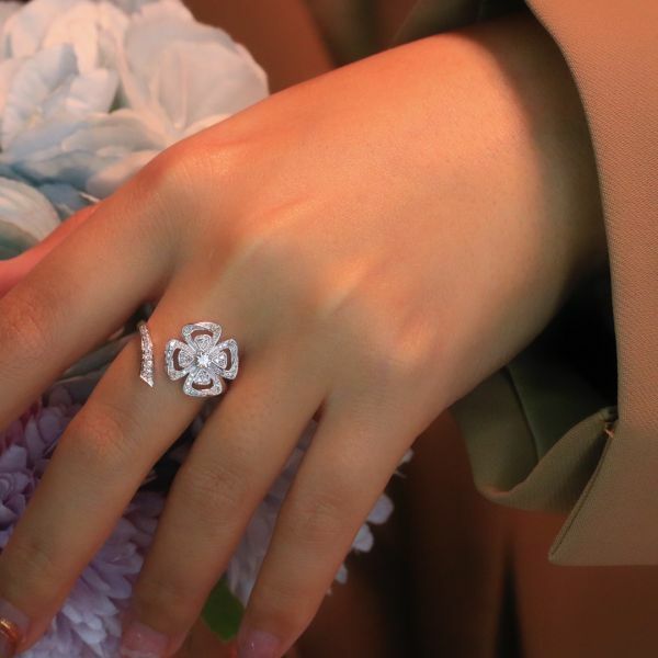 四葉草鑽石戒指