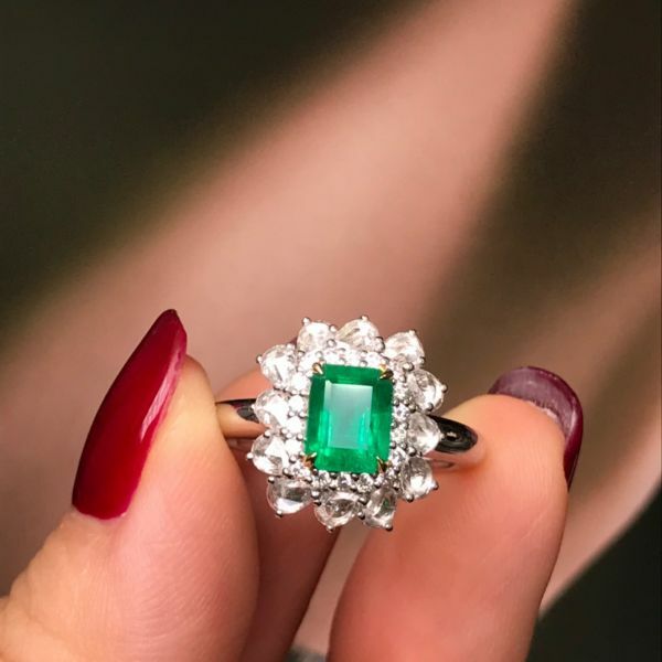 1.11ct吉爾德哥倫比亞祖母綠戒指