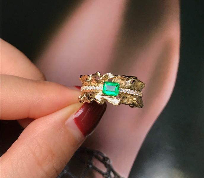 0.3ct 18K祖母綠戒指