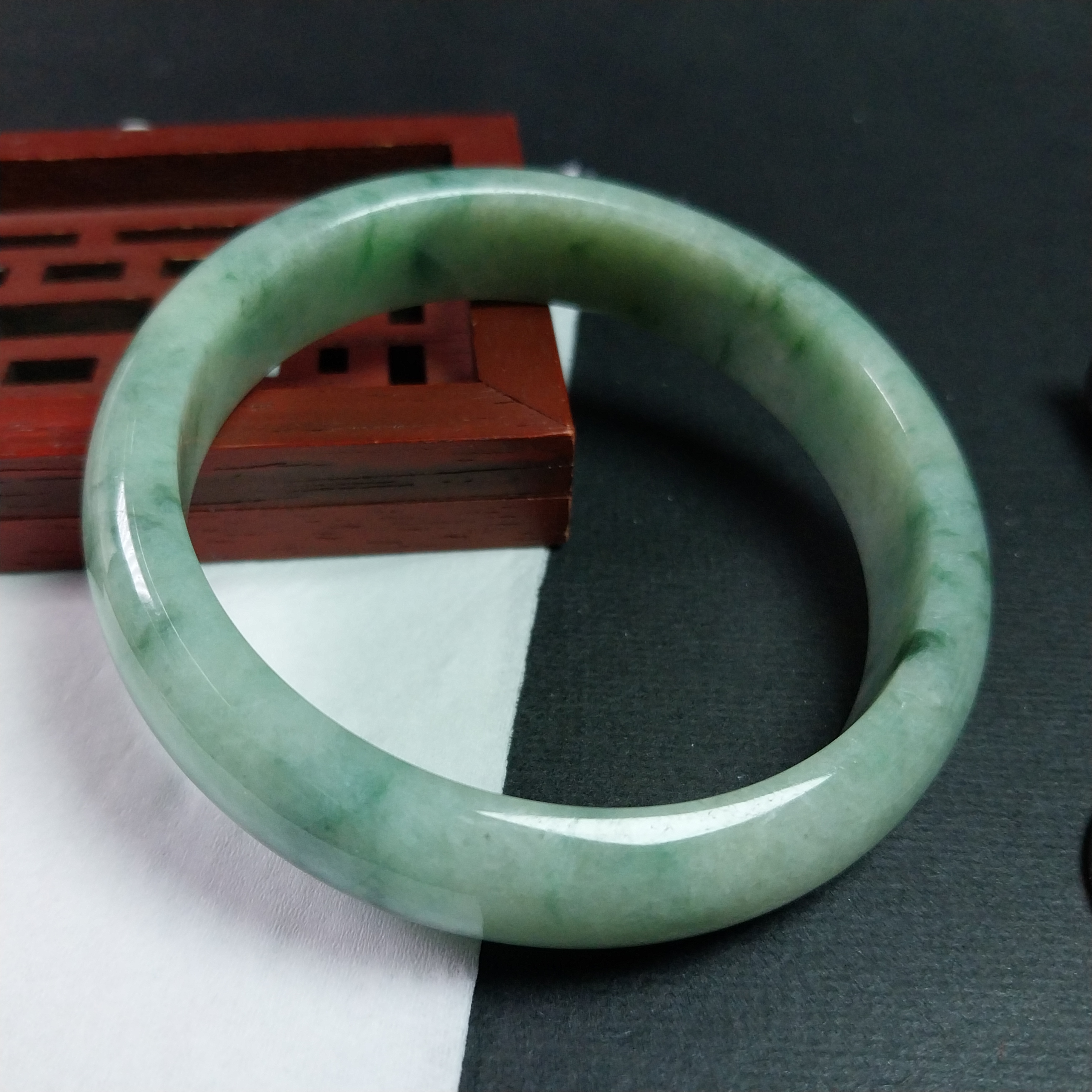 J2205 冰糯飄花福鐲 61.4mm (60-62)