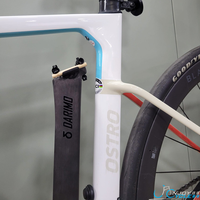 Darimo T1 Loop 碳纖維座管 Factor Ostro用