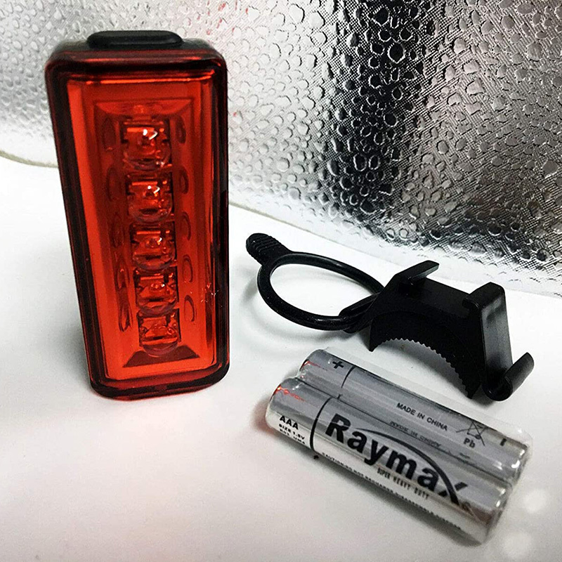 Sinji 5芯片LED尾燈 RT-150