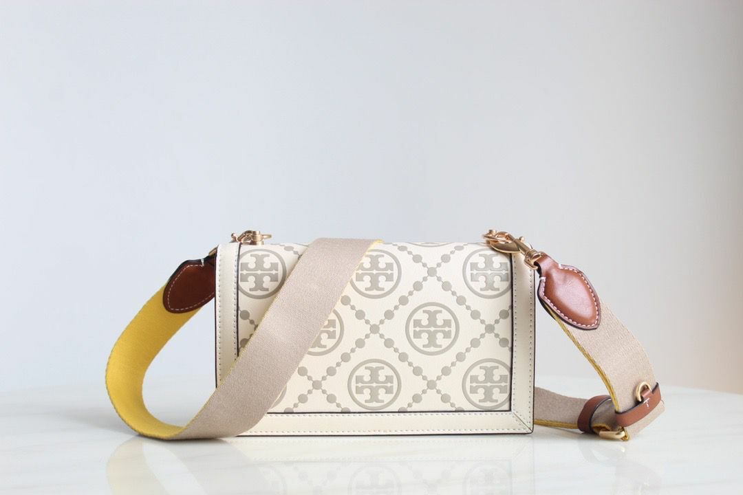 Tory Burch 新款T Monogram雙肩帶浮雕紋風琴包