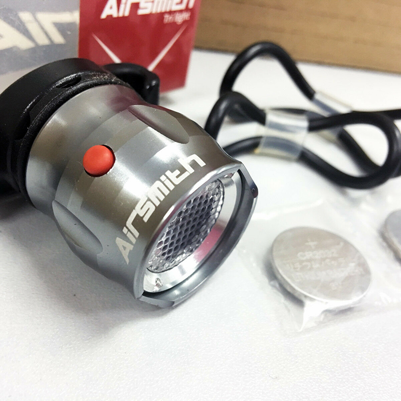 Airsmith Tri RGB 7LM 後燈