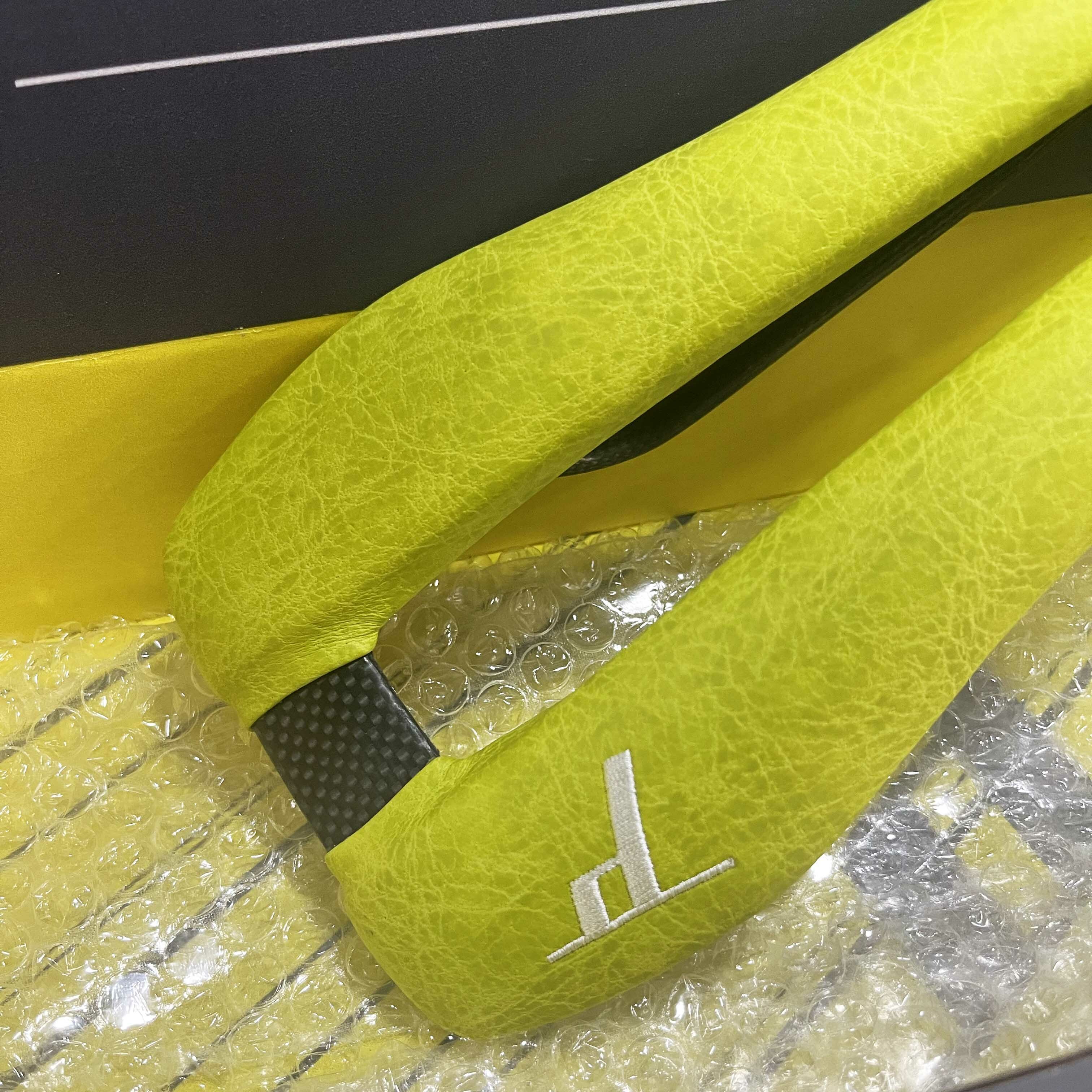 Dash Cycles Stage G2 Custom 座墊