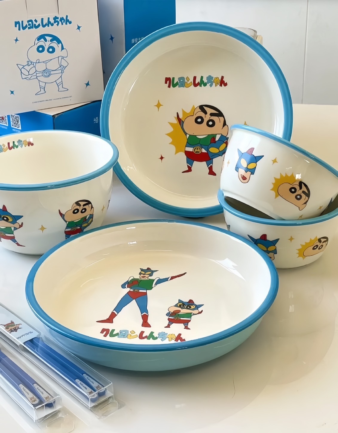 #現貨 蠟筆小新 動感超人系列碗盤 餐組