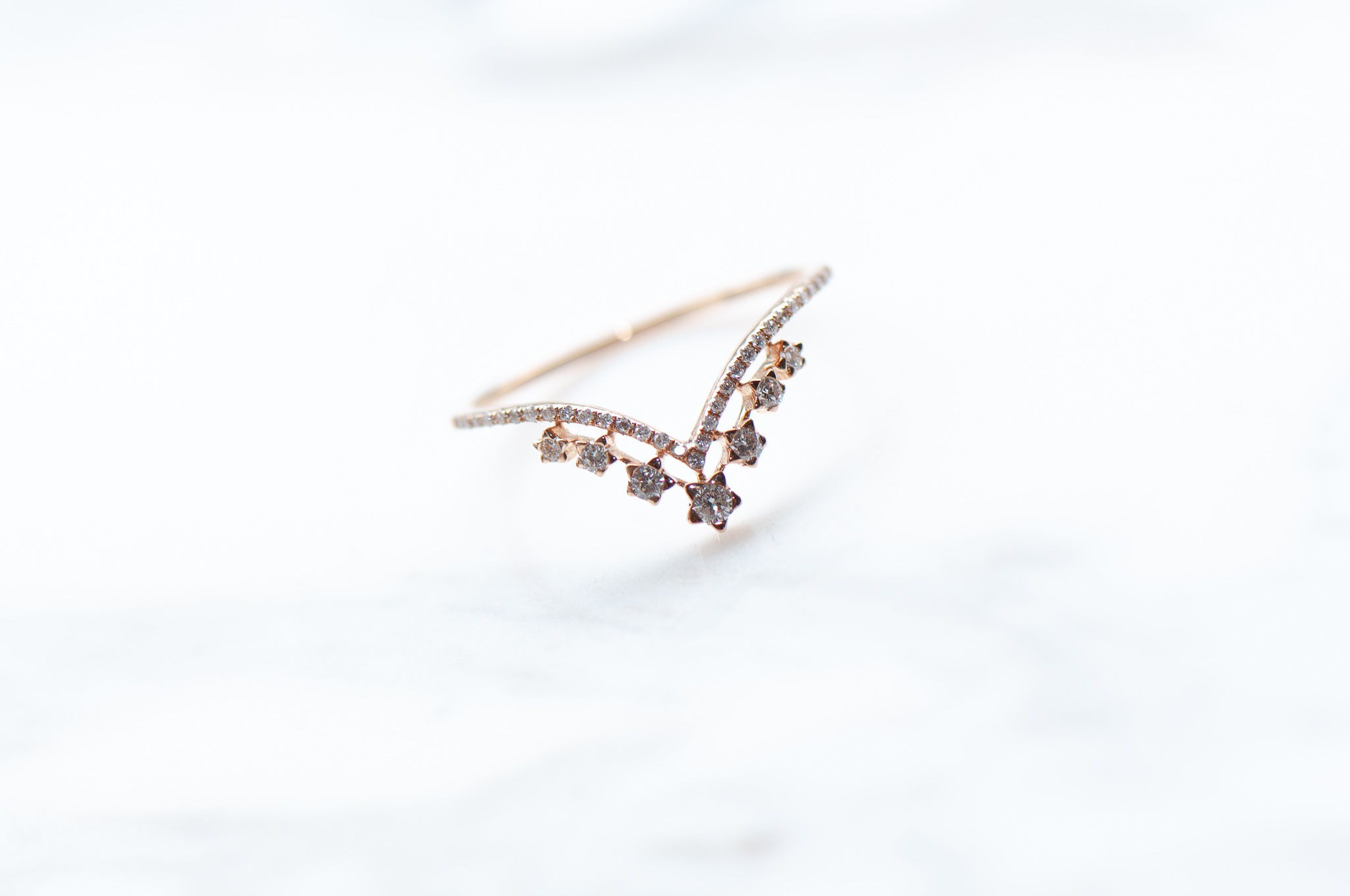 18K V star Diamond Ring