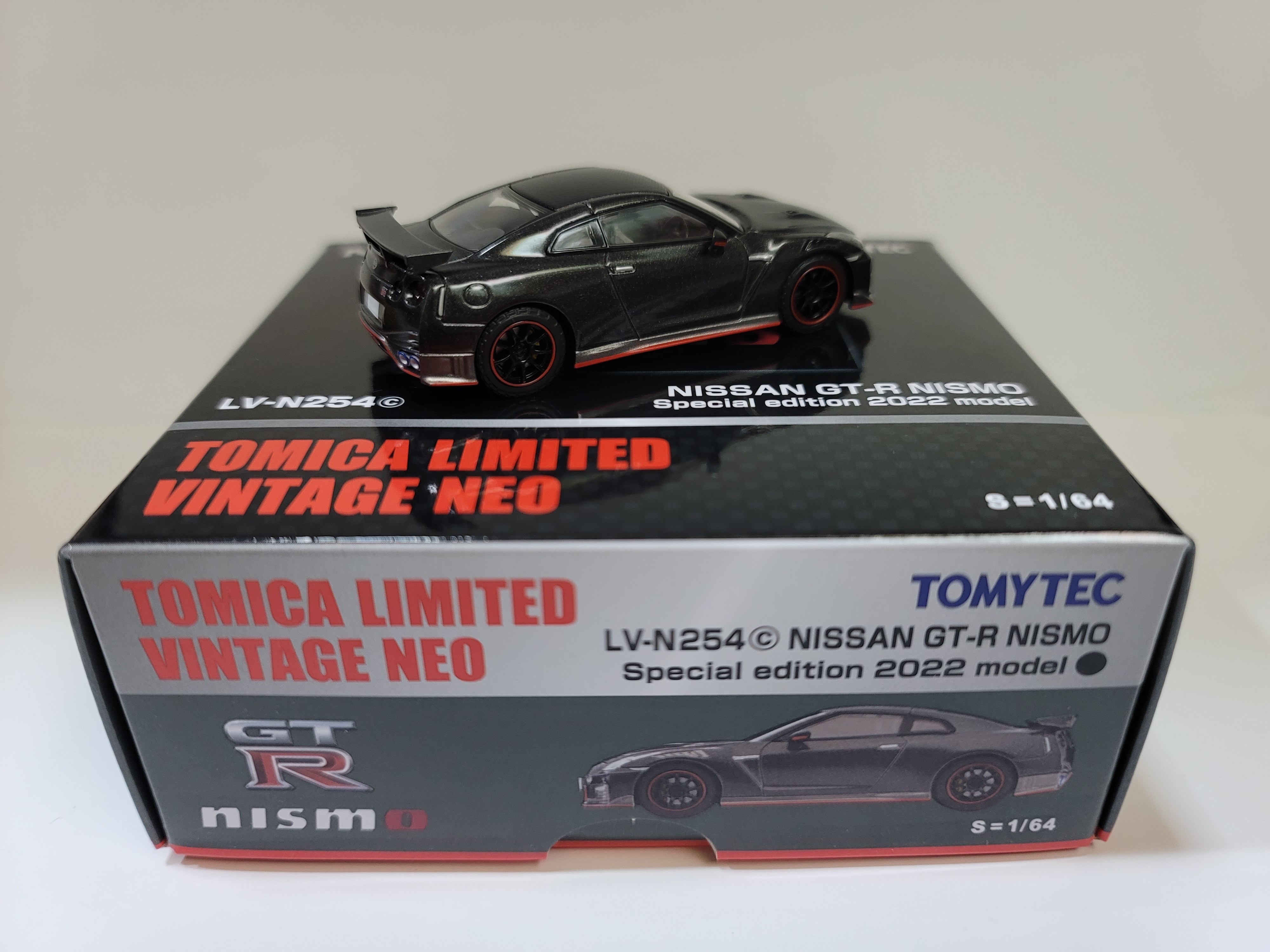 GT-R 模型 Tomytec 1/64 LV-N254c NISSAN GT-R NISMO Special Edition
