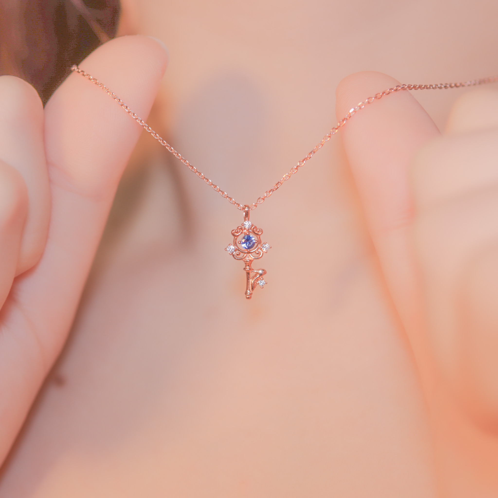 | 925 Silver・ Rose Gold | Key Of Pumpkin Carriage Necklace  | NE0669 |
