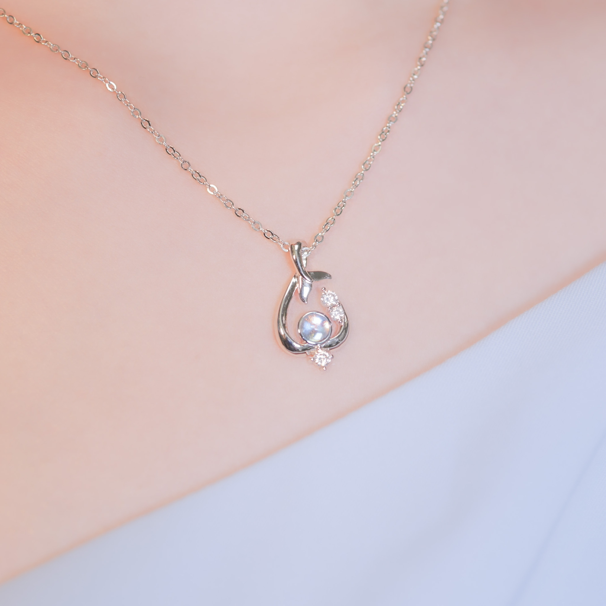 | 925純銀・厚鍍白金・ 厚鍍玫瑰金 | 蛻變美人魚項鍊 (銀/玫瑰金) | NE0652 |