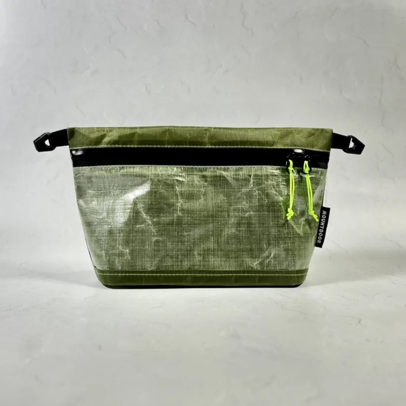 MOUNTDOOR YM Anywhere Sacoche 隨身斜背包 - 綠