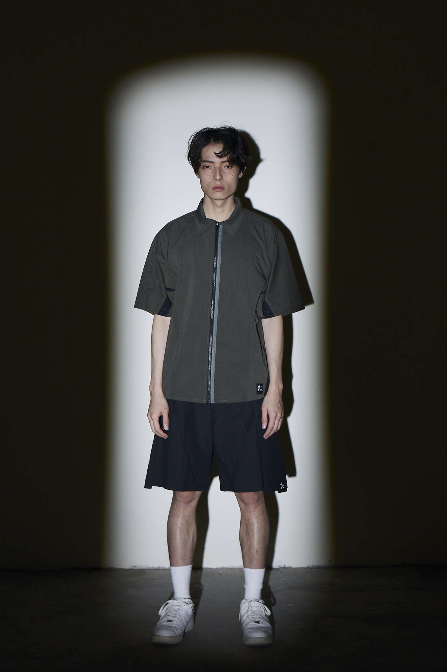 打褶層次短褲-黑