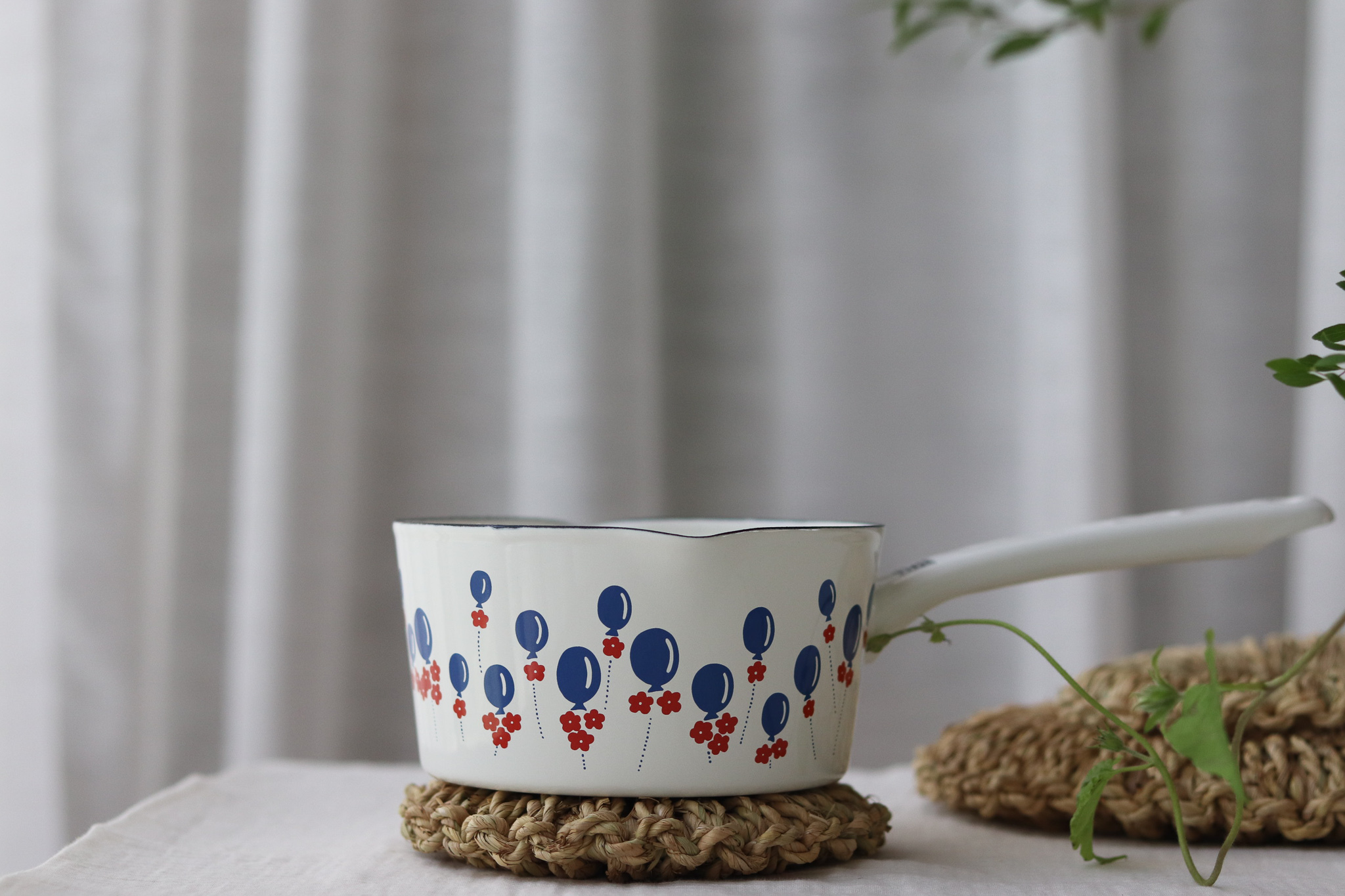 日本 ADERIA 石塚硝子 復古琺瑯鍋 片手鍋