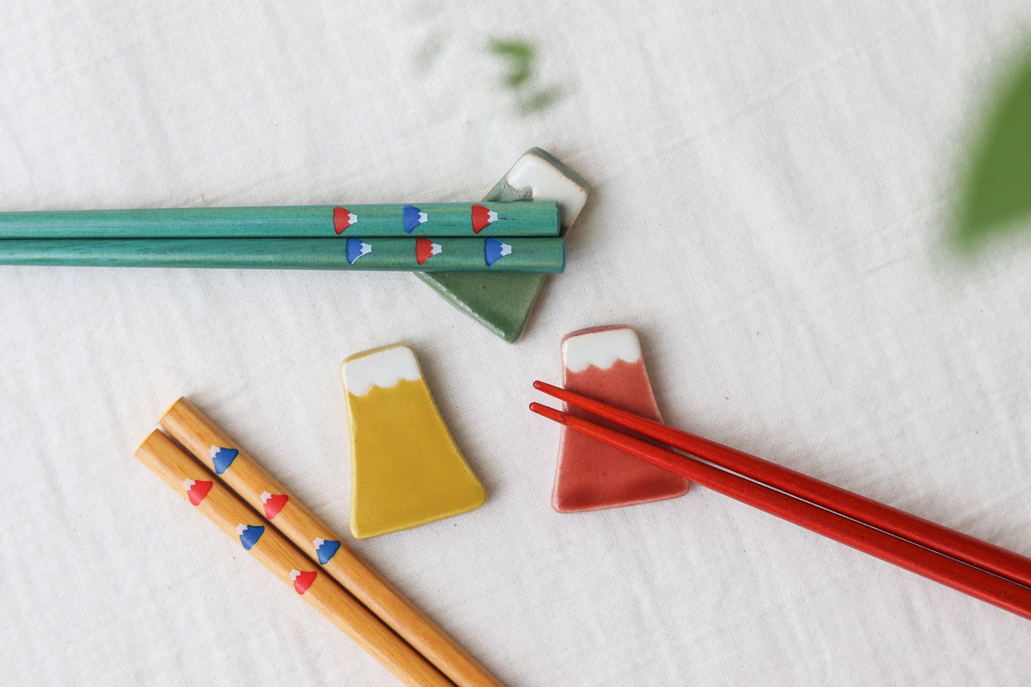 日本 美濃燒 富士山 筷架