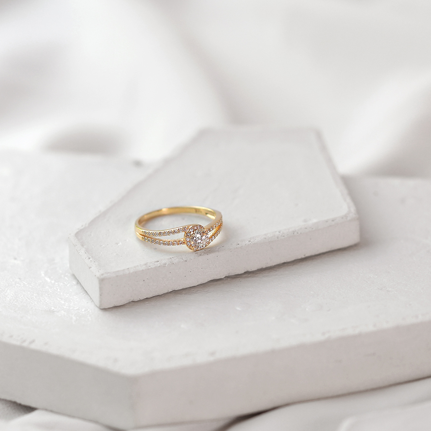 銀河鐵道之旅 — GIA30分鑽石戒指