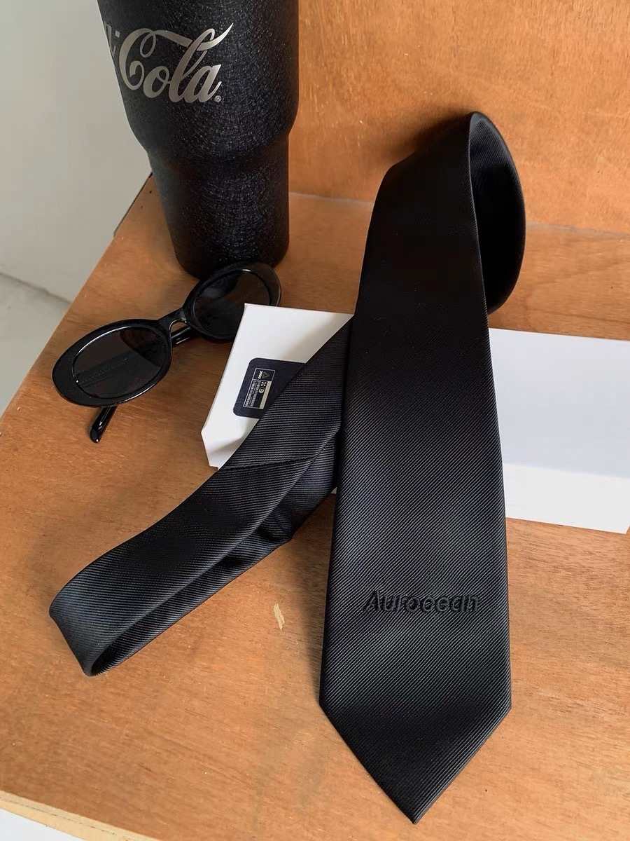 Aurocean 學院風啞光黑色領帶