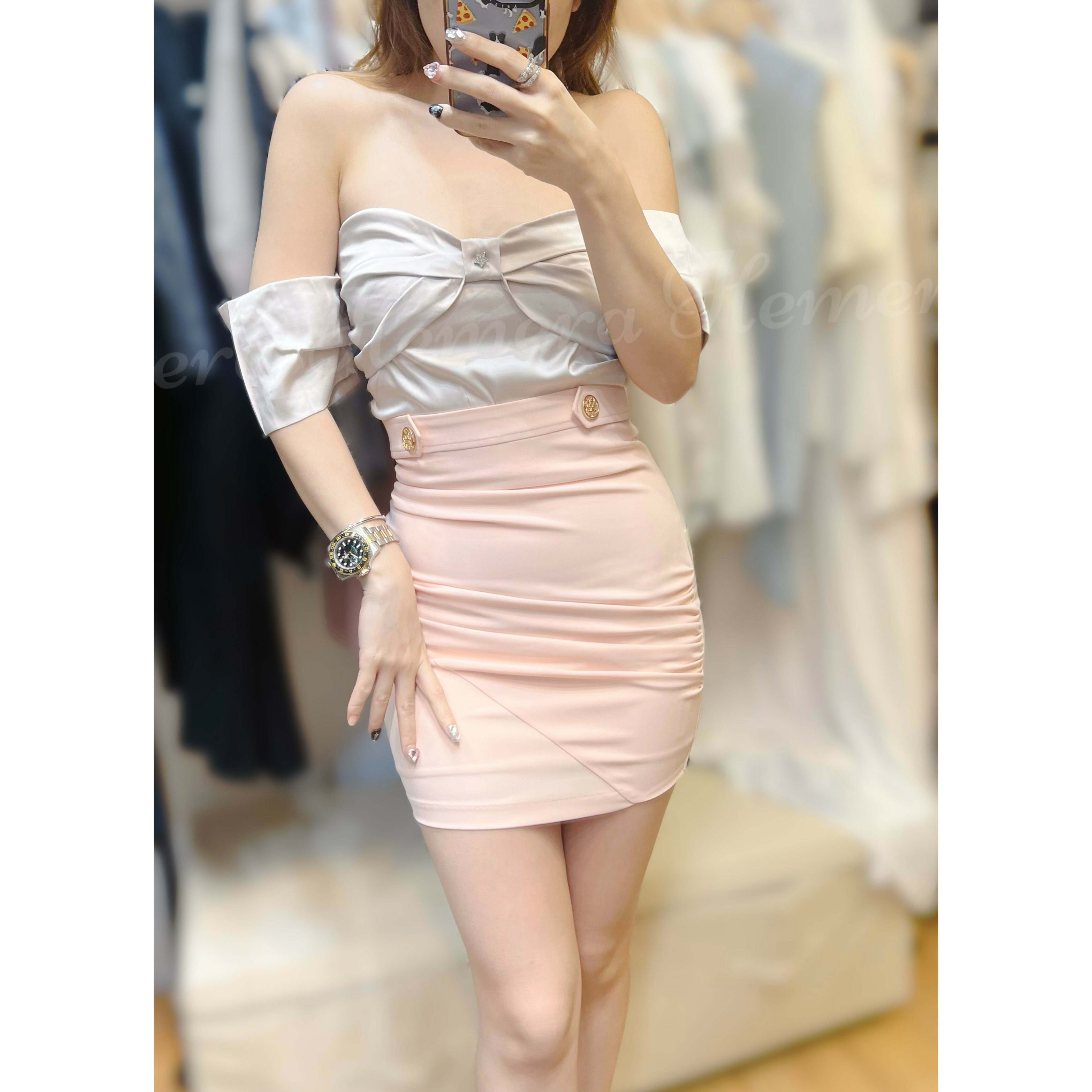 TP23S0827 絲質一字膊上身