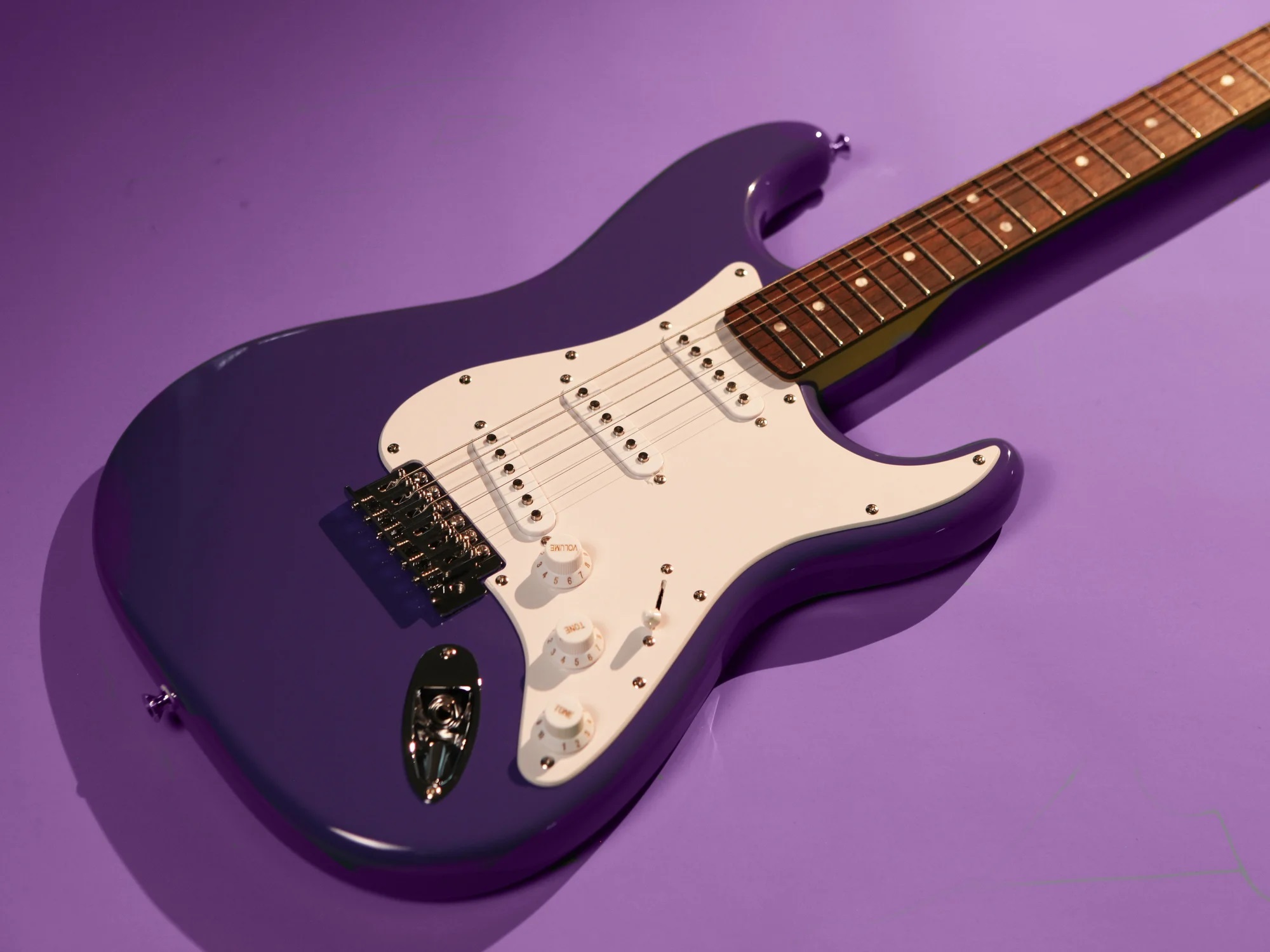 SQUIER by FENDER 入門電吉他