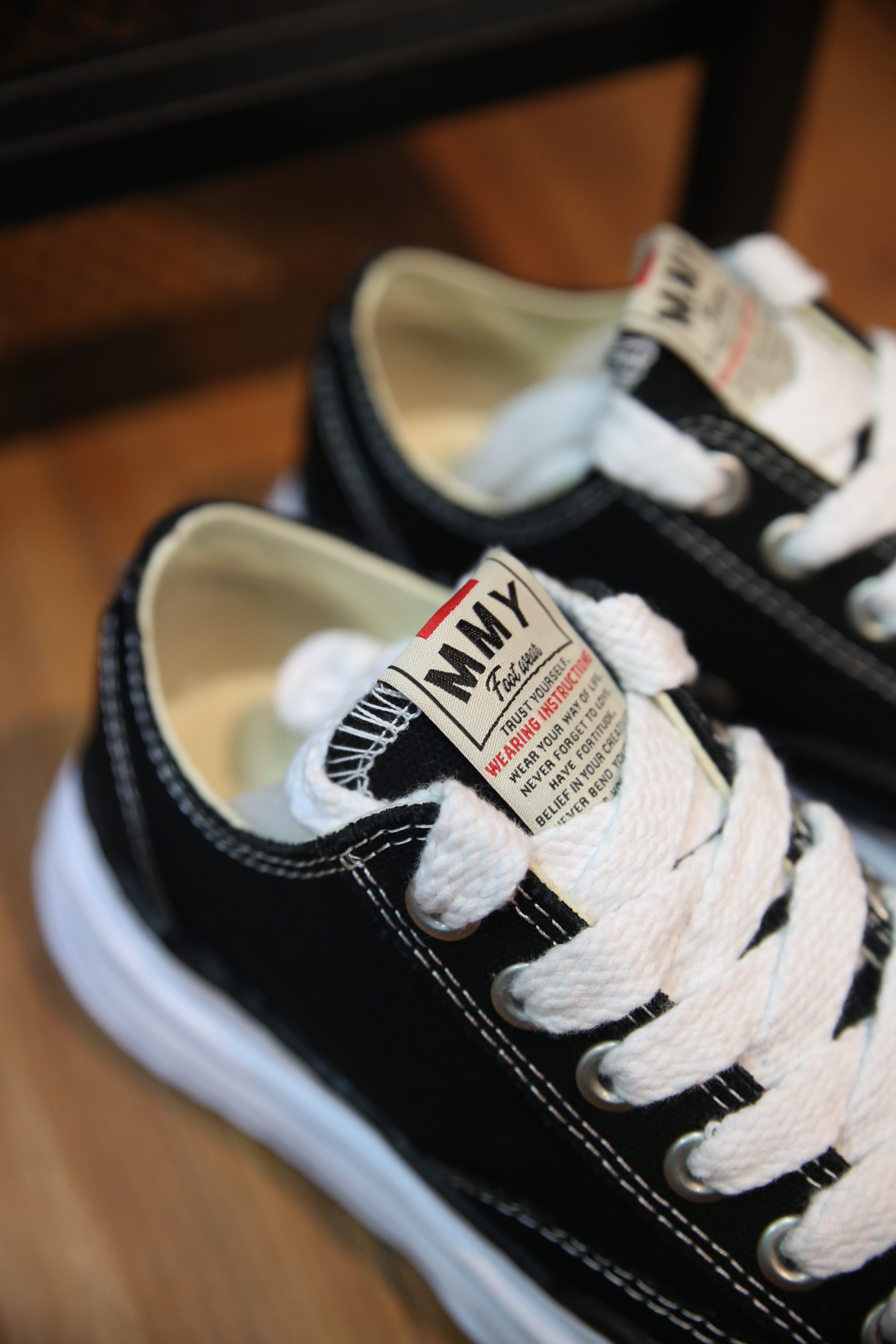 {現貨} MMY MAISON MIHARA YASUHIRO Peterson Canvas Low "Black"