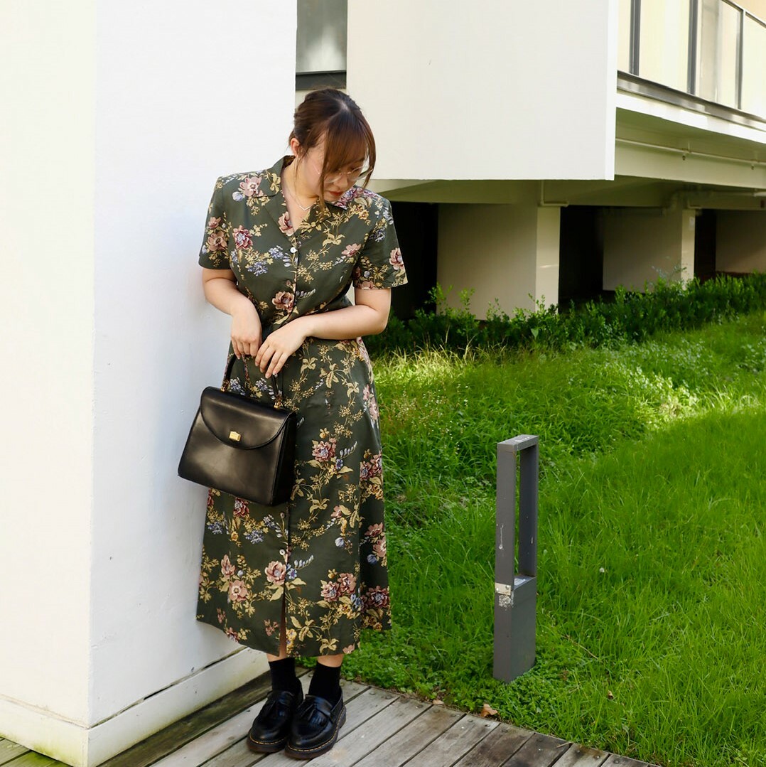 Burberrys墨綠色大花古著連身裙