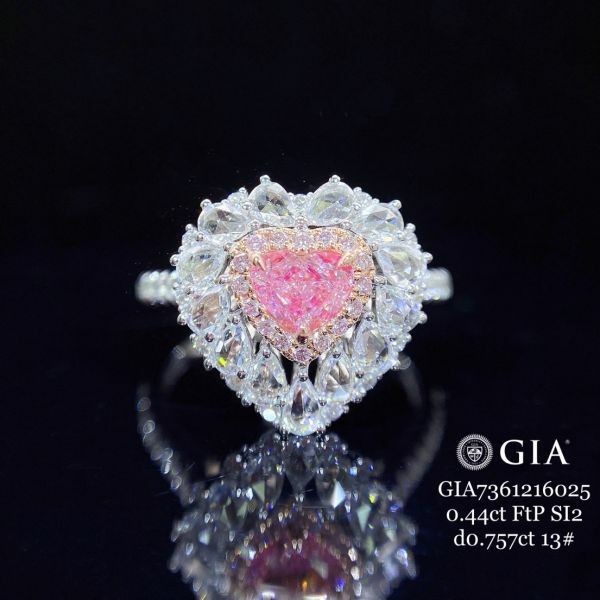 GIA 18k 粉鑽心形玫瑰水滴女戒