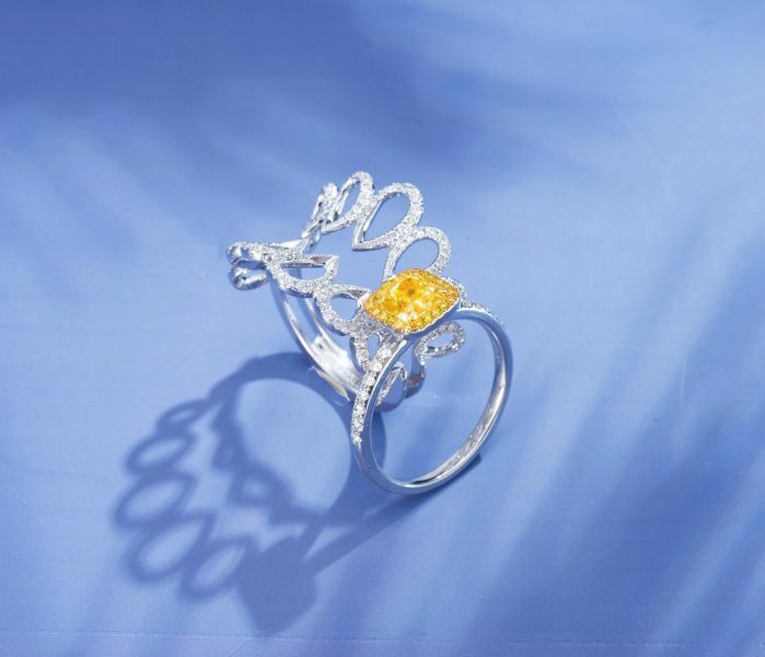 GIA 奢華簡約黃鑽女戒