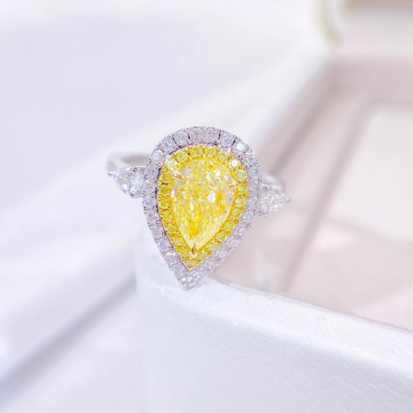 GIA 18k 黃鑽水滴女戒