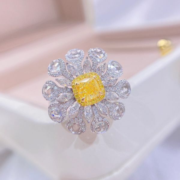 GIA 優雅知性玫瑰黃鑽女戒