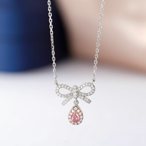 粉鑽蝴蝶結項鏈
