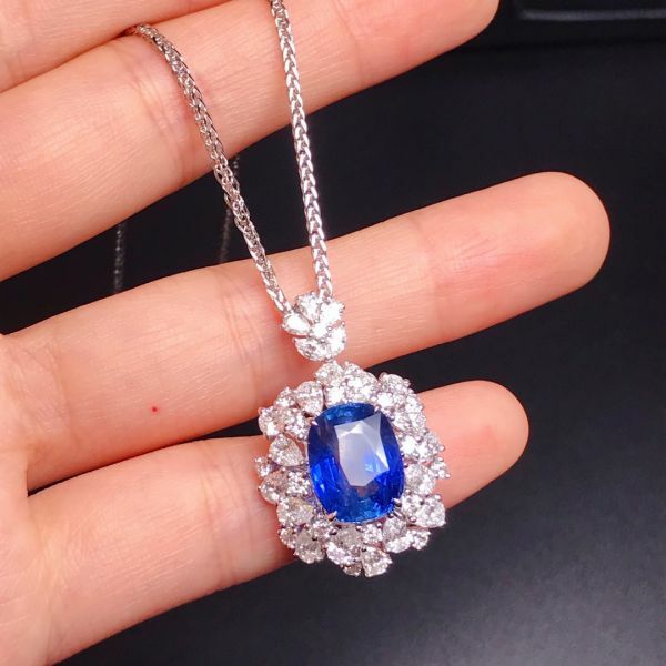 6.18ct 無燒皇家藍 兩用款