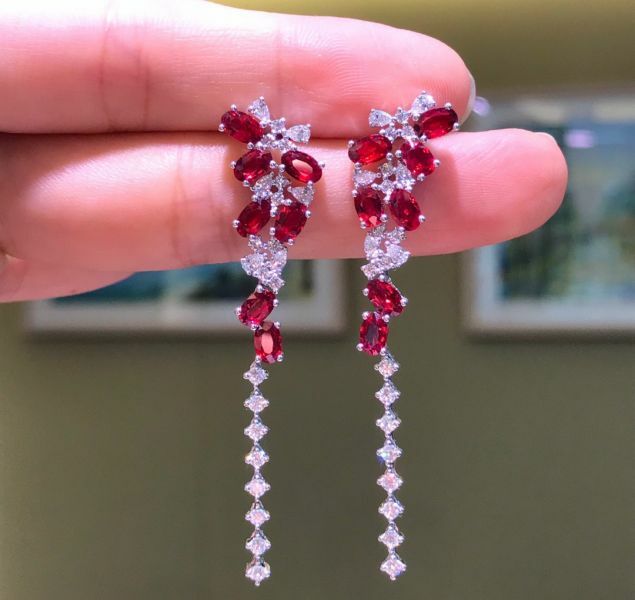 3.97ct 18K紅寶石耳釘