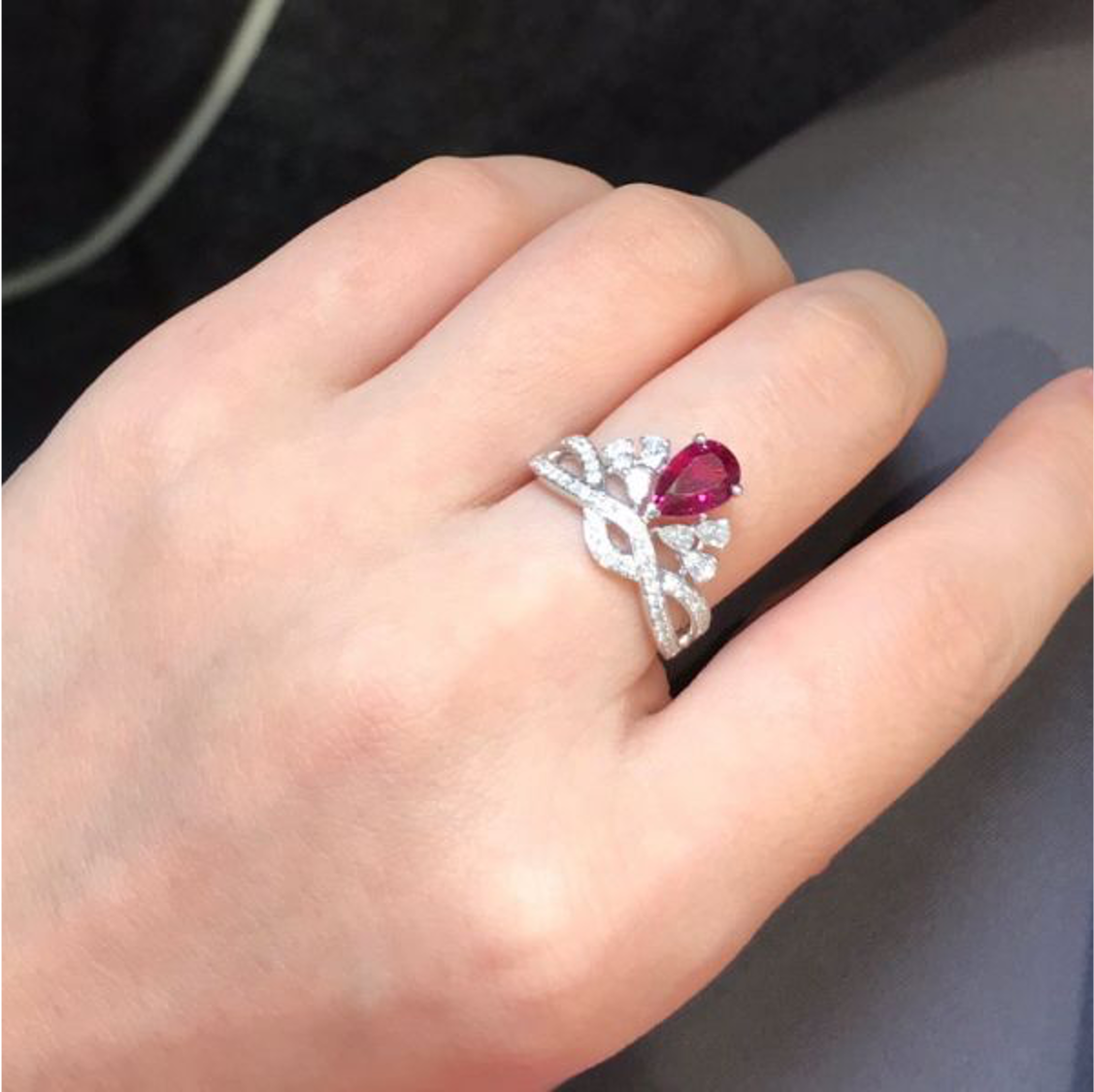 1.55ct 18K無燒鴿血紅戒指